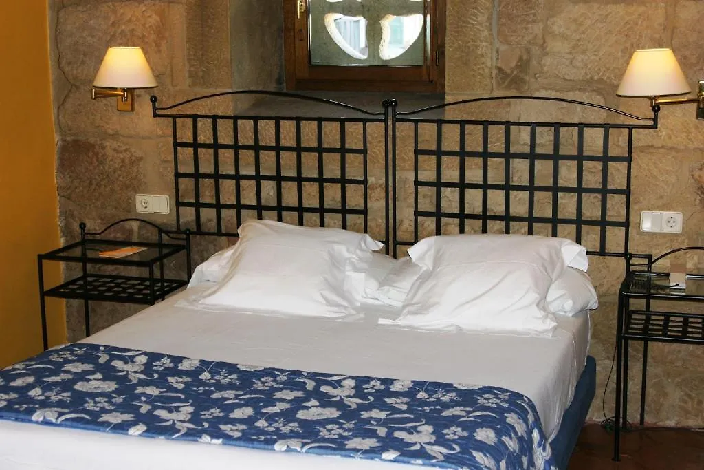 Hotel Palacio Obispo Hondarribia 3*,